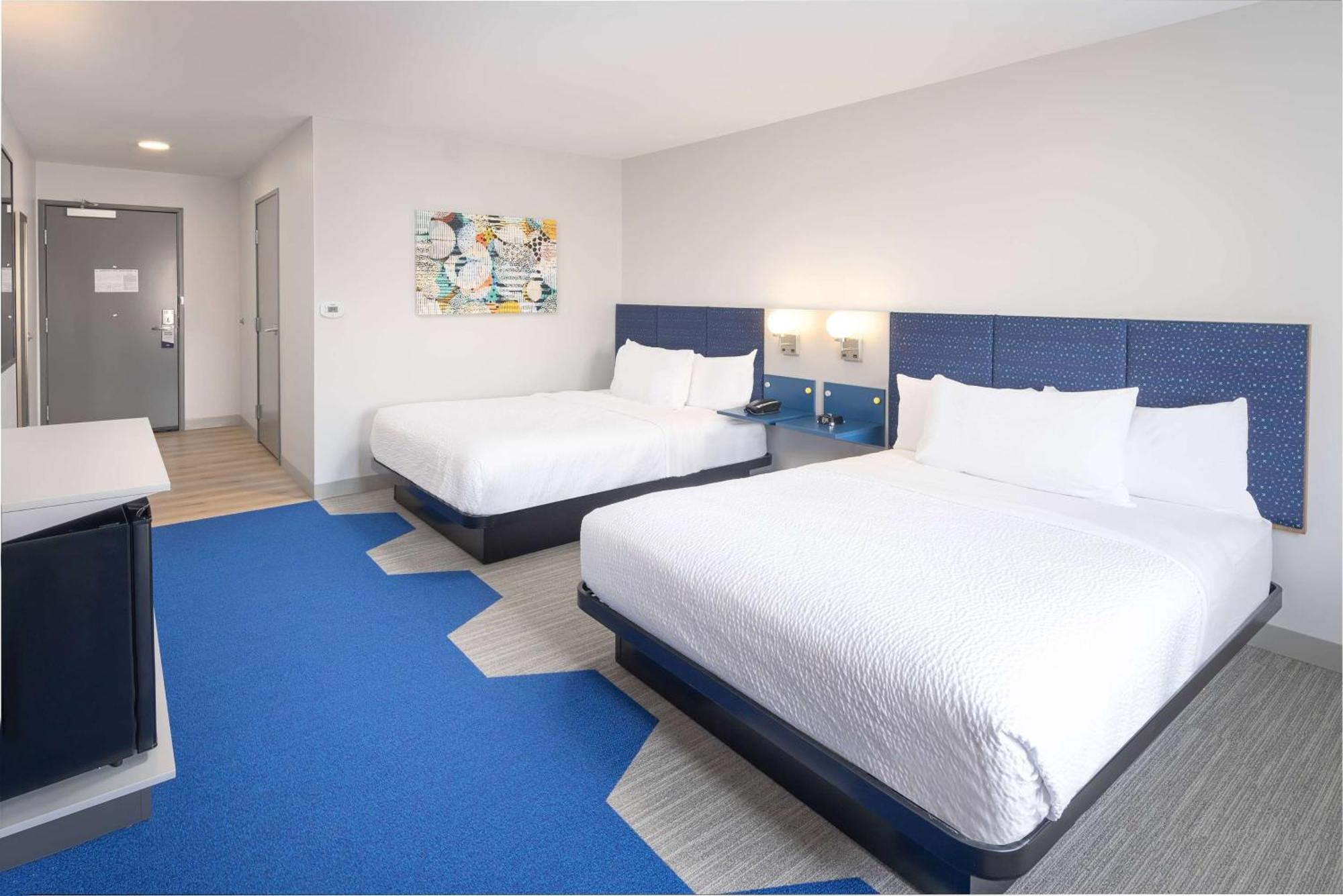 Microtel Inn & Suites By Wyndham Macedon Eksteriør billede